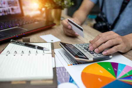 How to Choose the Best Home and Contents Insurance Provider in the UK Market