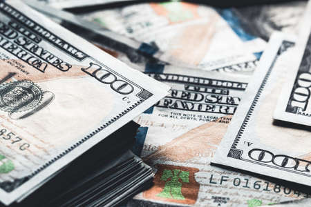 Comparing Cash vs Stocks & Shares Junior ISAs: Which Is Right for Your Child’s Future?