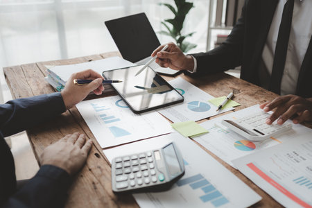 QROPS, Expats, and International Early Retirement: What UK Pension Rules Mean Abroad