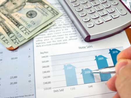 Balancing Your Portfolio: When to Use Pensions and When to Use ISAs for UK Retirement Savings